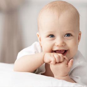 Lachendes Baby